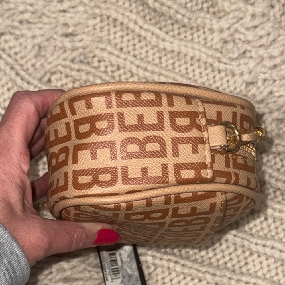 Bebe Brown Logo Crossbody Camera Bag NWT - Picture 6 of 7